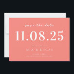 Minimal Chic Wedding Date Nicht-Foto Save the Date<br><div class="desc">Personalisieren Sie diese minimale schicke Design Hochzeit speichern Sie das Datum mit allen Ihren Details in Korallenrosa Farbe.</div>