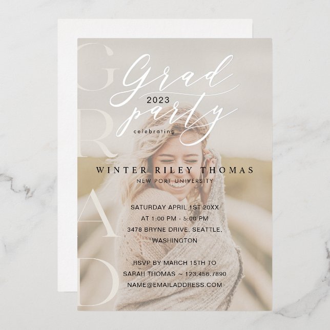 Minimal Cream Foto Grad Party Moderne Kalligraphie Folieneinladung (Vorderseite/Rückseite)