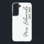Minimal Cursive Frau Custom Nachname Hochzeitsgesc Samsung Galaxy Hülle<br><div class="desc">Das ist ein Minimal Cursive Custom Mrs Nachname Wedding Geschenk Samsung Galaxy Phone Case!</div>