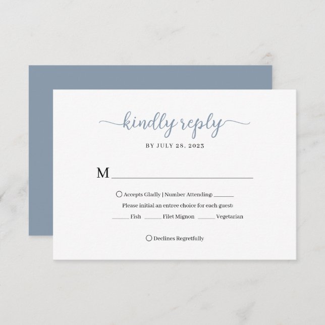 Minimal Dusty Blue Floral Monogram Wedding RSVP Karte (Vorne/Hinten)