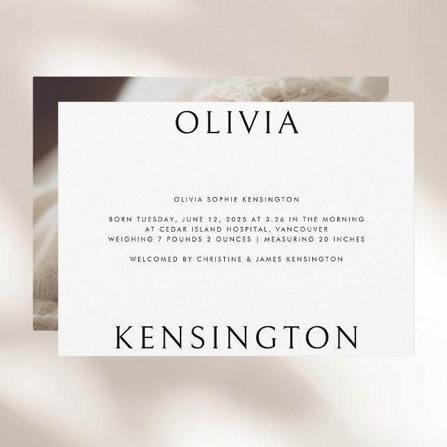 Minimal einfache Schwarz-weiße Foto Baby Birth Ankündigung (Von Creator hochgeladen)