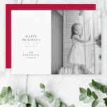 Minimal Einfache Weihnachten Schwarz-Weiß-Foto Rot<br><div class="desc">Eine stilvolle minimale Foto-Urlaubskarte mit klassischer Typografie "Happy Holidays" in Schwarz auf einem schlichten, minimalistisch-weißen Hintergrund und einer kräftigen Rottönung auf der Rückseite. Das Foto, der Gruß und der Name können leicht für eine persönliche Touch angepasst werden. Ein einfaches, minimalistisches und zeitgenössisches Weihnachtsdesign, das sich in dieser Urlaubssaison auszeichnet! Das...</div>