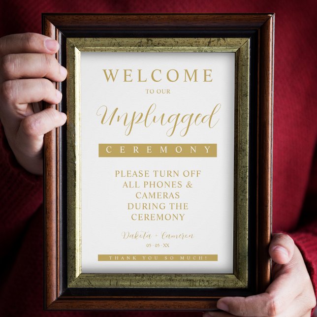 Minimal Fake Golden Effect Simple Unplugged Script Poster (Von Creator hochgeladen)