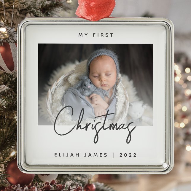 Minimal Foto Baby's First Christmas Gray Script Ornament Aus Metall (Von Creator hochgeladen)