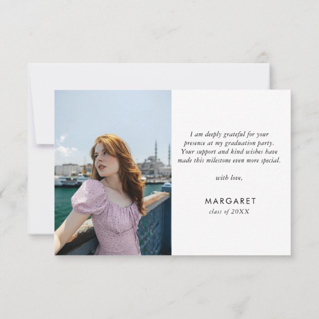 Minimal Gold Grad Cap Moderner Foto Abschluss Dankeskarte (Rückseite)