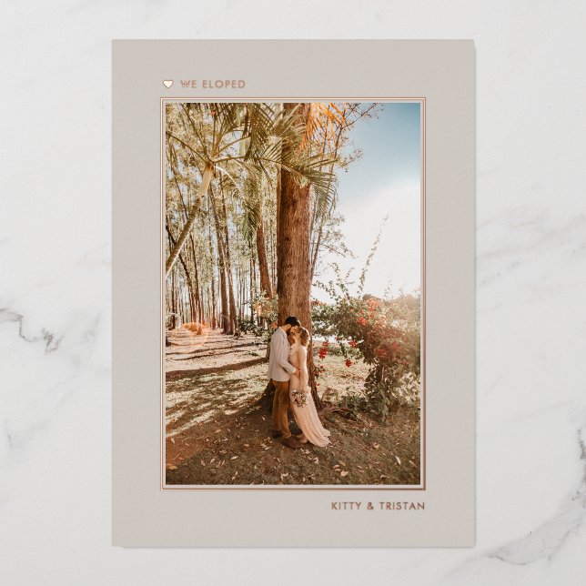 Minimal Gold Just Married Elopement Ankündigung (Vorderseite)