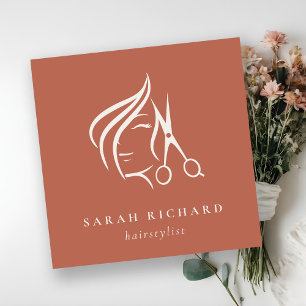 Minimal Haarstylistin Terracotta Rote Haare Schere Quadratische Visitenkarte