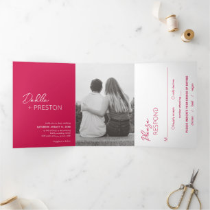 Minimal Hot Pink Foto Moderne Hochzeit Dreifach Gefaltete Einladung
