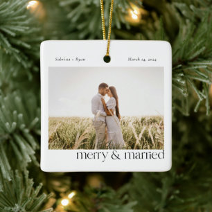 Minimal Merry und Verheiratetes Foto Schwarz Keramikornament