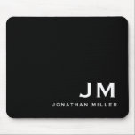 Minimal modern Block Monogram Black Mousepad<br><div class="desc">Ein minimalistisches Monogramm-Design mit großen typografischen Initialen in einer klassischen Blocktypografie mit Ihrem Namen unten. Dieses berufliche Mousepad eignet sich hervorragend für Zuhause,  Büro oder personalisierte Geschenke.</div>