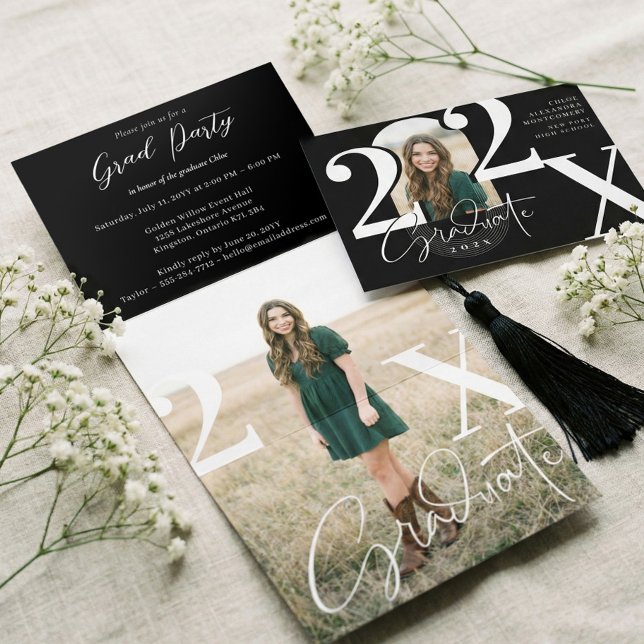 Minimal Modern Bold Graduation Year Arch Photo Dreifach Gefaltete Einladung (Minimal Modern Bold Graduation Year Arch Photo Tri-Fold Invitation)