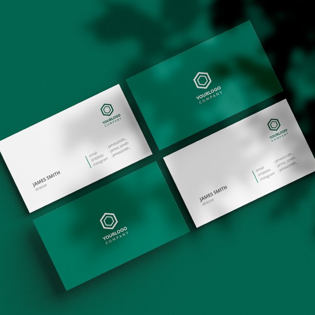Minimal Modern elegant grün Visitenkarte (Von Creator hochgeladen)