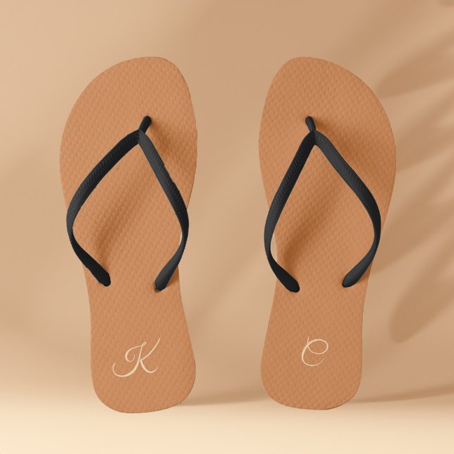 Minimal Modern Elegante Terracotta Einfaches Mongr Flip Flops (Minimal Modern Elegant Terracotta Simple Monogram Flip Flops)
