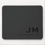 Minimal moderne trendy Monogram Black Out Mousepad<br><div class="desc">Ein minimalistisches Monogramm-Design mit großen typografischen Initialen in einer klassischen Blocktypografie mit Ihrem Namen unten. Dieses berufliche Mousepad eignet sich hervorragend für Zuhause,  Büro oder personalisierte Geschenke.</div>