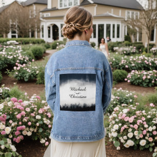 Minimal neblig Fichtenwald Naturhochzeit Jeansjacke