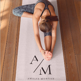 Minimal Pastel Pink Initial & Personalisiert Yogamatte