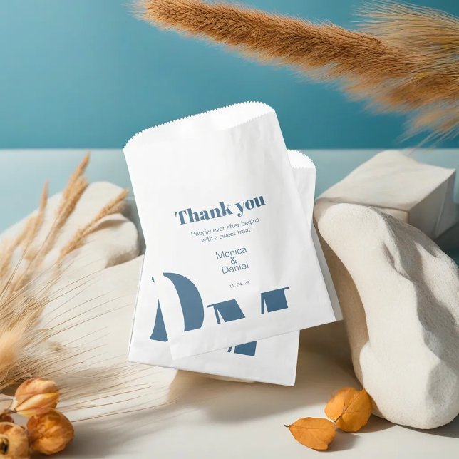 Minimal pastellblaue Gastgeschenk Hochzeit Geschenktütchen (Von Creator hochgeladen)