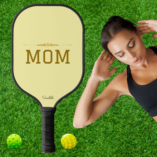 Minimal Personalized Pickleball Mom Custom Name  Pickleball Schläger (Von Creator hochgeladen)