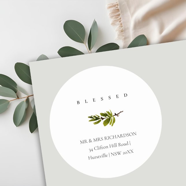 Minimal Pine Branch Weihnachtsadresse gesegnet Runder Aufkleber (Von Creator hochgeladen)