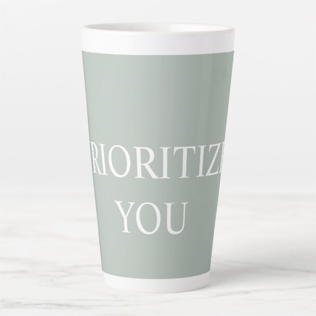 Minimal Priorisieren Sie Zitat Asche Farbe Milchtasse (Vorderseite)