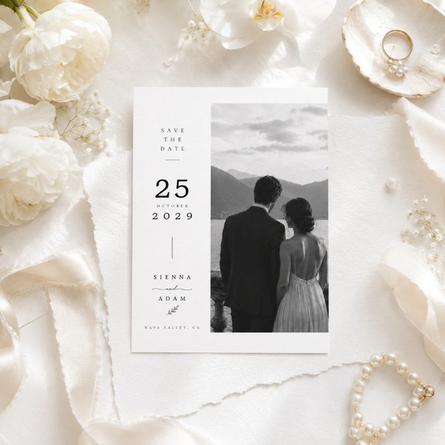 Minimal Schwarz-Weiß Napa Valley Save The Date (Von Creator hochgeladen)