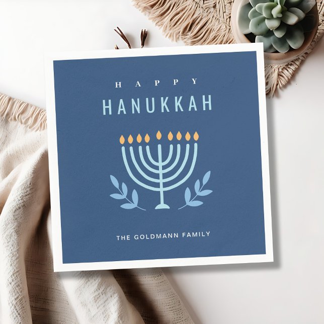 Minimal Simple Blue Menorah Candles Happy Hanukkah Serviette (Von Creator hochgeladen)