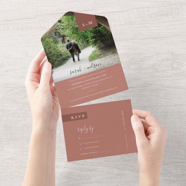 MINIMAL TERRACOTTA RUST MONOGRAM WEDING FOTO ALLE ALL IN ONE EINLADUNG (Abreißen)