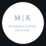 Minimal und Chic | Hochzeit Runder Aufkleber<br><div class="desc">Minimal und Chic | Bue Wedding Classic Round StickerDiese eleganten,  modernen Servietten aus Hochzeit oder Brautparty zeichnen sich durch ein schlichtes Schwarz-Weiß-Design aus,  das minimalistischen Stil ausstrahlt. Fügen Sie Ihre Initialen oder Monogramme hinzu,  um sie komplett zu Ihrem eigenen zu machen.</div>