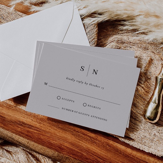 Minimal und Chic | Soft Gray and Black Wedding RSVP Karte (Von Creator hochgeladen)