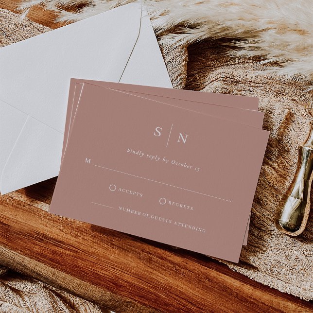 Minimal und Chic | Terracotta und White Wedding RSVP Karte (Von Creator hochgeladen)