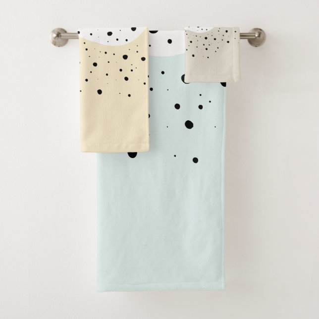 Minimale Bauweise mit dottem Badehandtuch Set (Insitu)