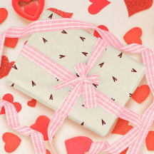 Minimale Burgund- und Cremeherzen Valentinstag