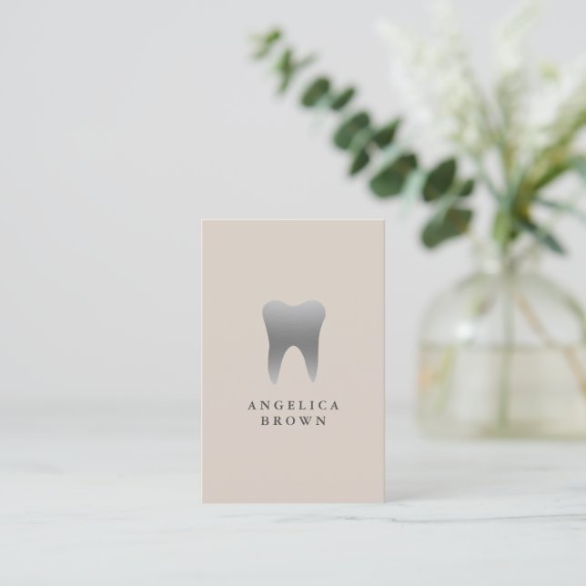 Minimale Dental Business Card - Silver Tooth Desig Visitenkarte (Stehend Vorderseite)