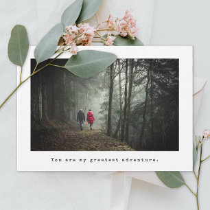 Minimale Engagement-Fotos Save The Date