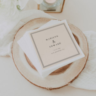 Minimale moderne beige Braut Bräutigam Namen Hochz Serviette