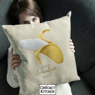 Minimale moderne Monogramm Name Crochet Banana Kissen