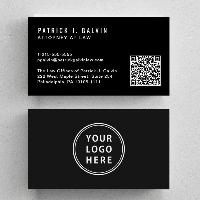 Minimale professionelle QR-Code-Logo Schwarz Visitenkarte (Capture attention and make connections with our minimal modern logo and QR code black business card)