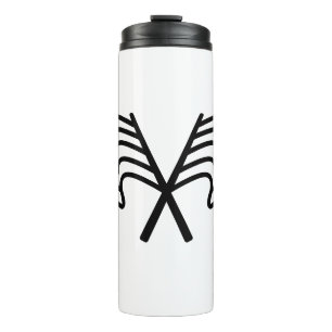 Minimale Rennflagge Sport weht Thermosbecher