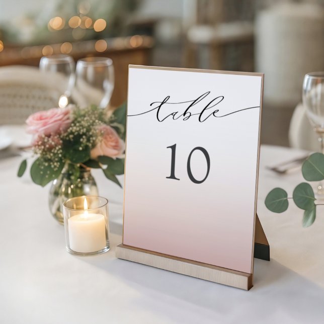Minimale Roségold-Hochzeit  Tischnummer (Von Creator hochgeladen)