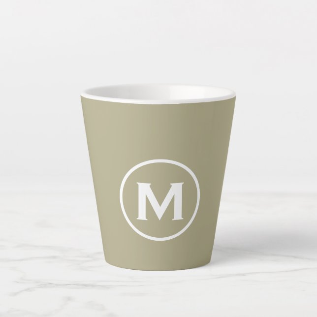 Minimale Sage Green Classic Monogramm Milchtasse (Vorderseite)