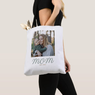 Minimale Sage-Grün und Gold-Mama-Eröffnungsfoto