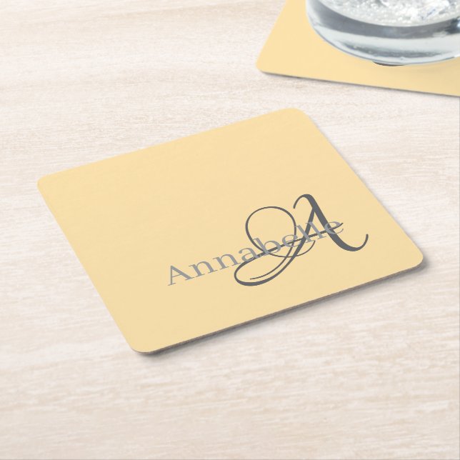 Minimale und einfache Beige Monogramm und Name Rechteckiger Pappuntersetzer (angewinkelt)