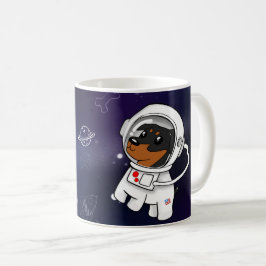 Minimaler Button-Astronaut in der Tasse