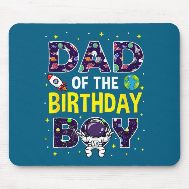 Minimaler Dad Geburtstagsjunge Weltraum Astronaut Mousepad (Vorne)