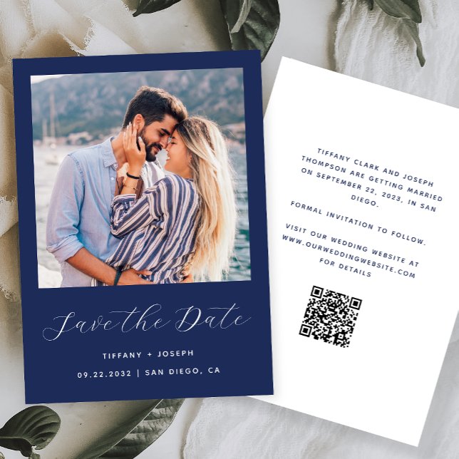 Minimaler Foto Script Navy Blue QR Code Save The Date (Von Creator hochgeladen)