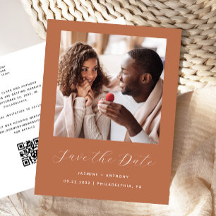 Minimaler Foto Terracotta QR-Code Save the Date Ankündigungspostkarte