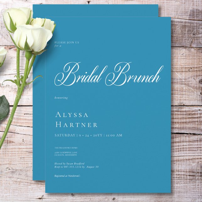 Minimaler klassischer französischer Brunch Blue &  Einladung (Minimal Classic French Blue & White Bridal Brunch Invitation)