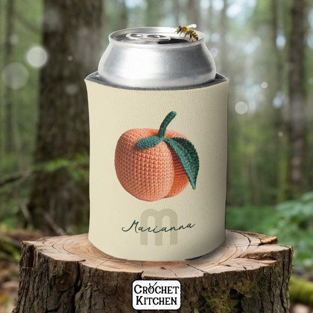 Minimaler Monogrammname Moderner Crochet Peach Dosenkühler (Von Creator hochgeladen)