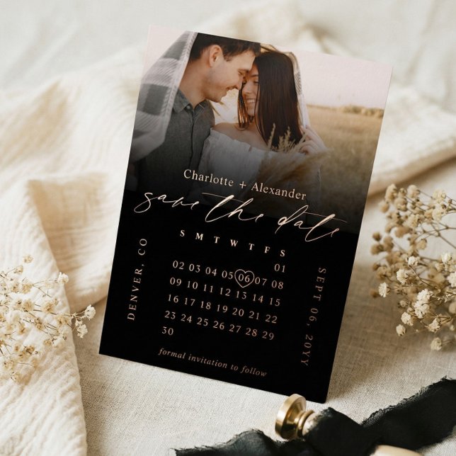 Minimaler schwarzer Fotokalender Hochzeit Termin v Folieneinladung (Minimal Black Photo Calendar Wedding Save the Date Foil Invitation)