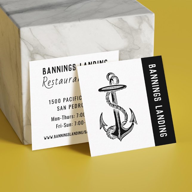 Minimales Logo Schwarz und Weiß Platz Quadratische Visitenkarte (Von Creator hochgeladen)